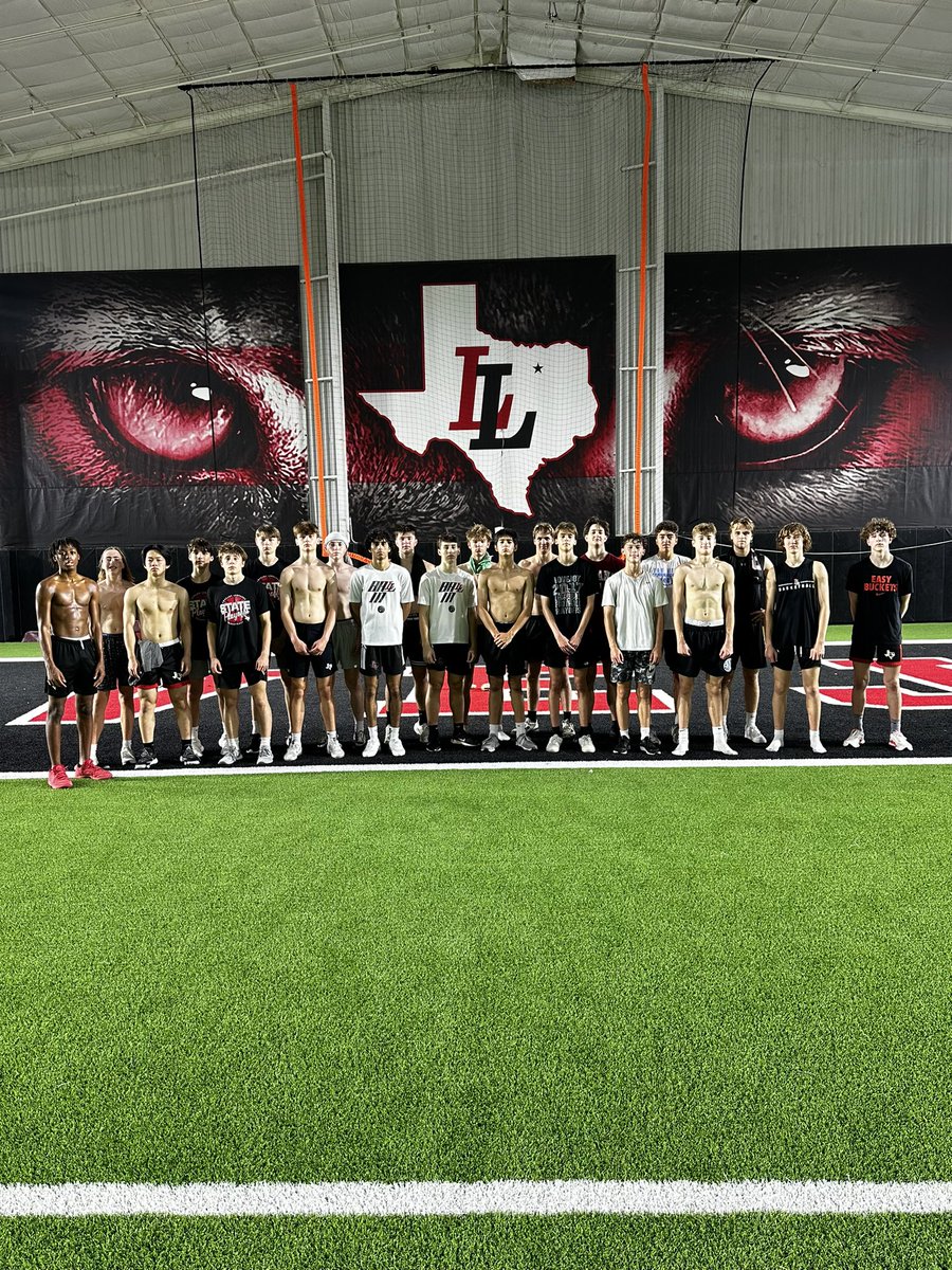 @LovejoyHoops These guys dominated this Spring Off-Season!!! We can’t wait to get back to work with this squad on June 10th. Don’t Get Ready, Stay Ready!!!