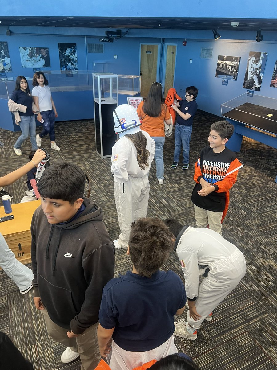 Our 5th grade science cowboy round up members had a great time at the space museum in Alamogordo 👽🤠🚀