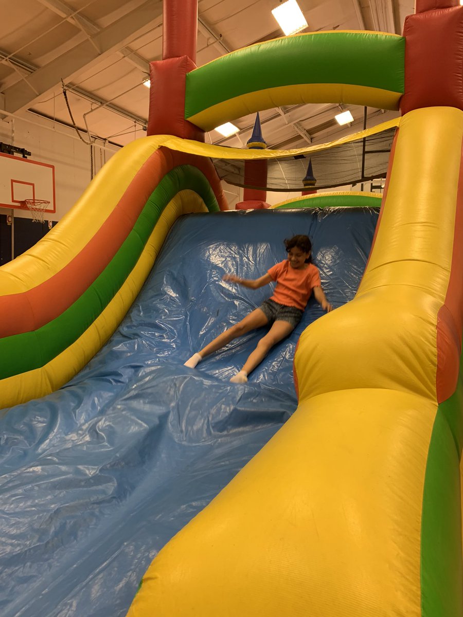 amiranda024's tweet photo. Last field day @ElliottEagles was amazing!!!!!! https://t.co/8yOYWwrFbR