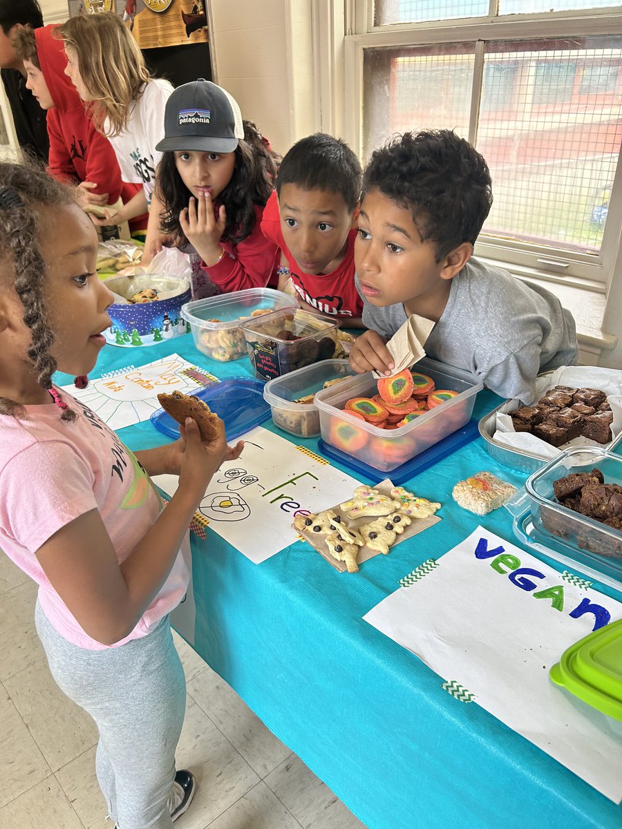 Our amazing students held an  Accessibility Bake Sale to raise funds for a ramp to make our playground more inclusive! Working together to create a school where everyone can play 💙💛