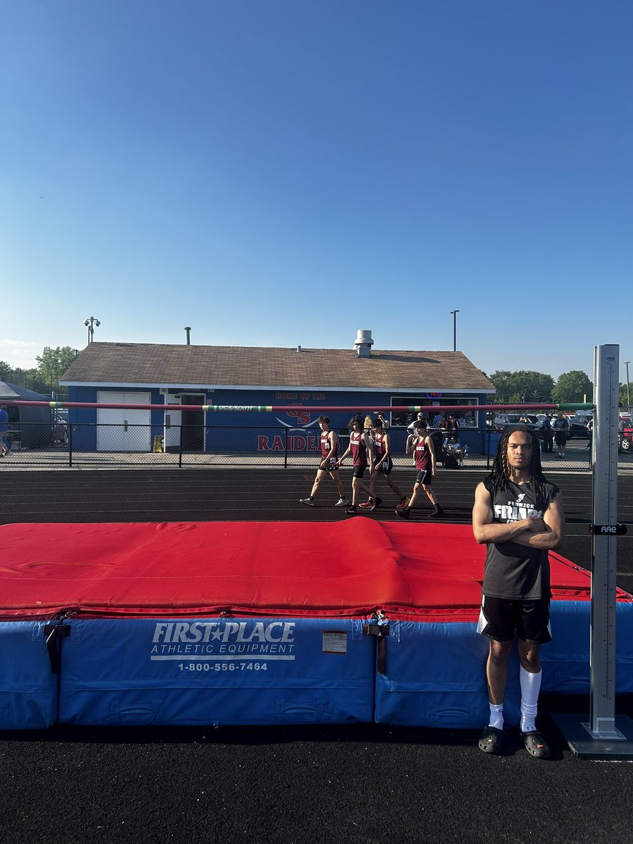 Avionbrown24 (@avionbrown24) on Twitter photo Happy to say I qualified for state 2 years in a row for HJ! <a href="/FenwickAD/">Fenwick Athletics</a> <a href="/FenwickTrack/">Fenwick Track & Field</a> <a href="/EDGYTIM/">Timothy “EDGYTIM” OHalloran</a> Happy to say I qualified for state 2 years in a row for HJ! <a href="/FenwickAD/">Fenwick Athletics</a> <a href="/FenwickTrack/">Fenwick Track & Field</a> <a href="/EDGYTIM/">Timothy “EDGYTIM” OHalloran</a>