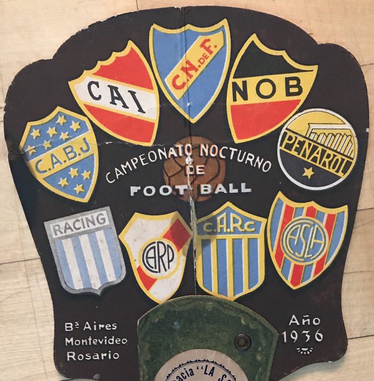 #SabiasQue entre 1936 y 1944 se disputaron 4 ediciones del Torneo Internacional Nocturno Rioplatense que reunía a los mejores clubes de Argentina🇦🇷 y Uruguay🇺🇾❓

Era tomado con muchísima seriedad por los clubes, pero nunca tuvo la aprobación oficial de AFA y AUF.