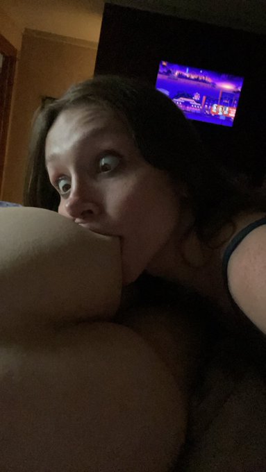 Crazy for ass 24/7👁️👁️🤪 https://t.co/aPEQpz1ov6