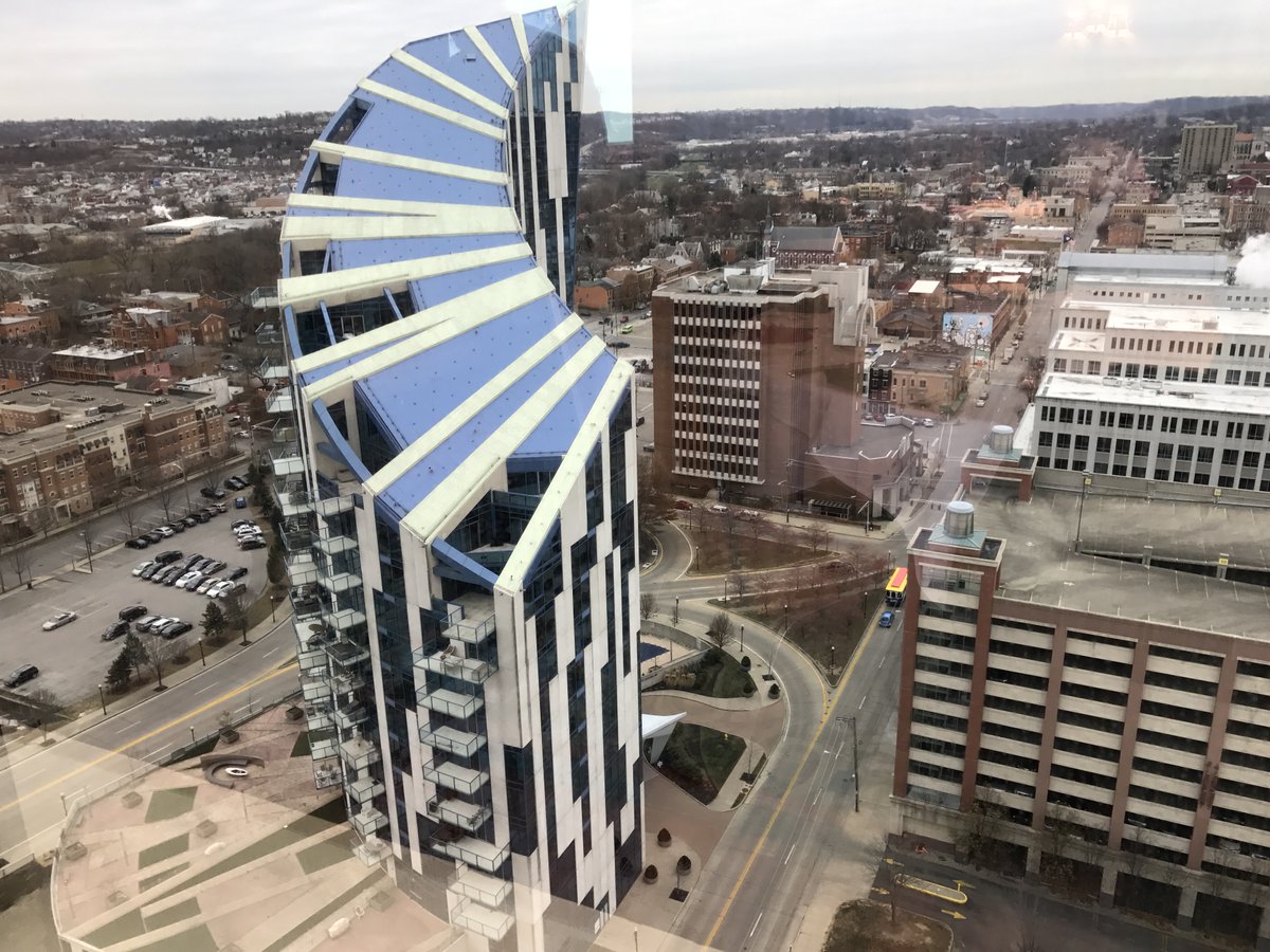Learn about The Ascent #luxury #condomiums in #Covington, #Kentucky. cincinkyrealestate.com/covington/the-… #CinciNKYRealEstate #RealCincy #RealEstate
