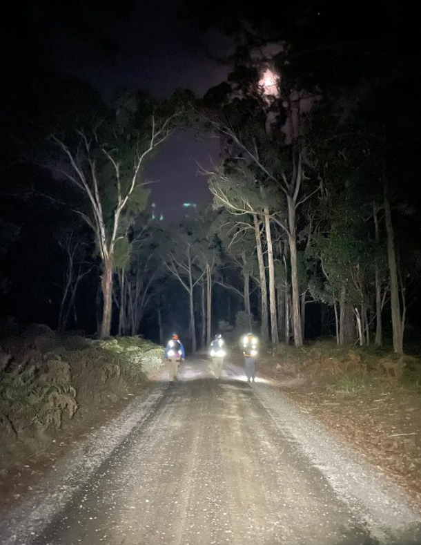 E_R_Australia's tweet photo. The team were back in action #spotlighting this week - the nights have been quite chilly! 🥶 #threatenedspecies #biodiversitysurveys https://t.co/XErJntbaY8