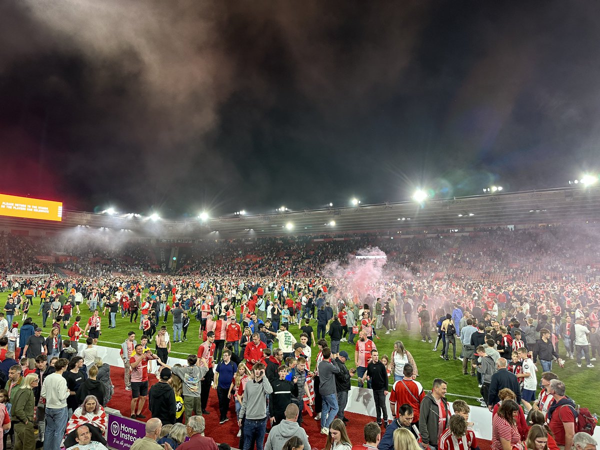 What an atmosphere, the players must’ve loved that as much as we did. Class all round.  #saintsfc