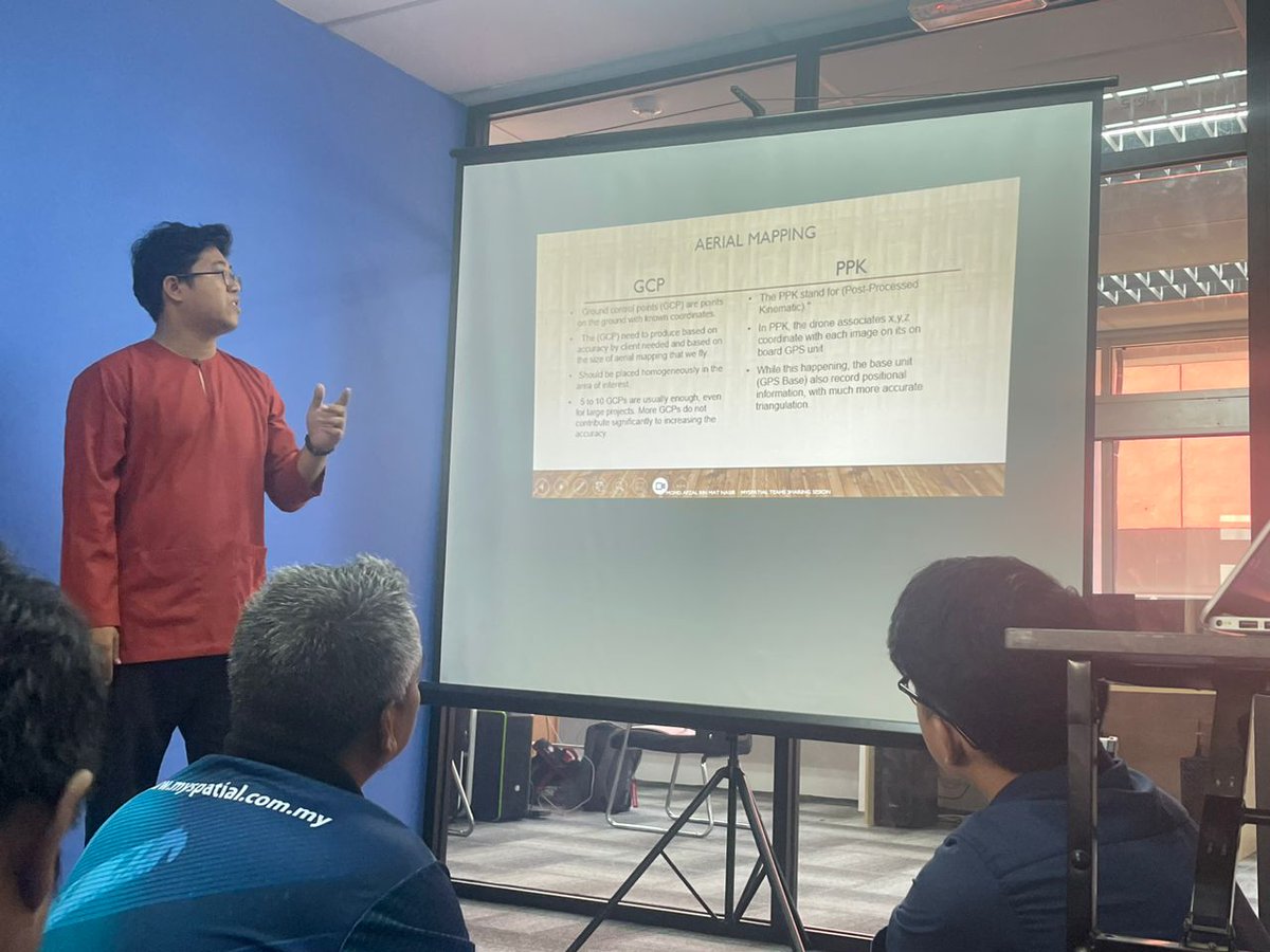 Knowledge sharing sessions held periodically with all Myspatial staff members. Hopefully this sharing session can be beneficial and become a place for knowledge development for all Myspatial staff.