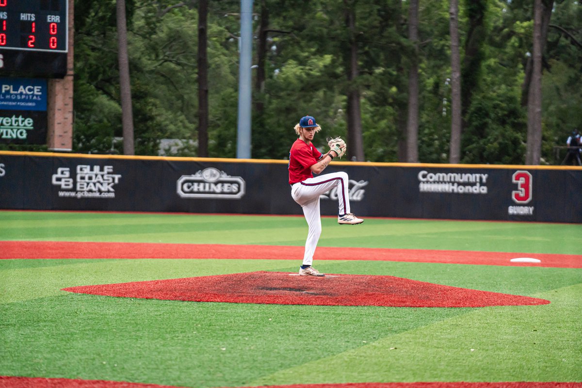 Take a bow Jaxon Shineflew👏

6.0 IP
0 R
3 H
10 K
22 BF