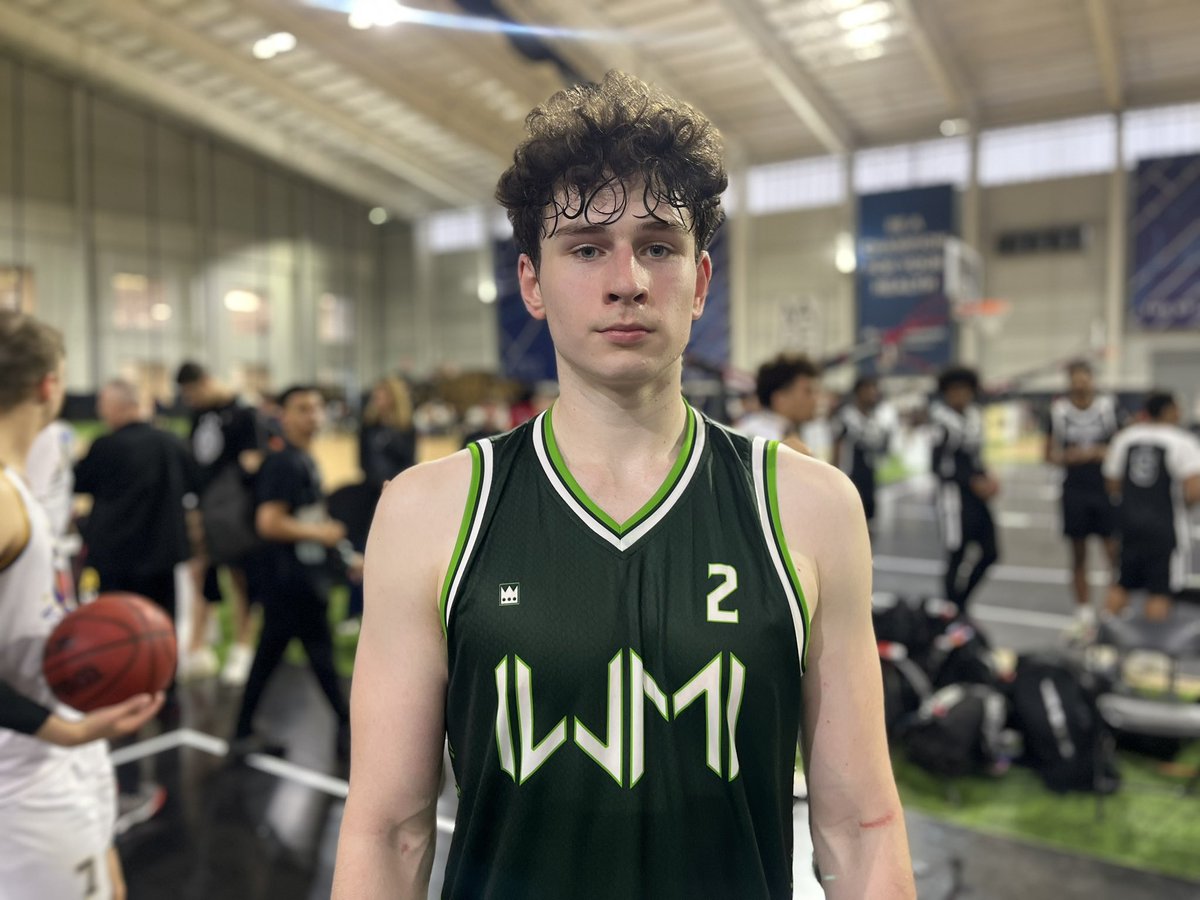 Team White Mamba escapes w/ a 1-point win over TTO National. ‘25 duo of Ace Flagg & Andrew Alekseyenko really impressed throughout. Both 6’7” & equipped w/ plenty of skill. Several grab-n-go’s that led to buckets, did their diligence inside on the glass + altered shots.