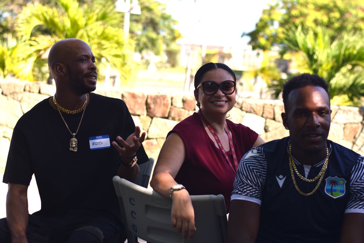 It takes a village to get WI READY for the biggest T20 World Cup in history!🏆 

The #MenInMaroon took a moment today to meet and greet with CWI staff after training in Antigua!🇦🇬🏏

#WIREADY #T20WorldCup