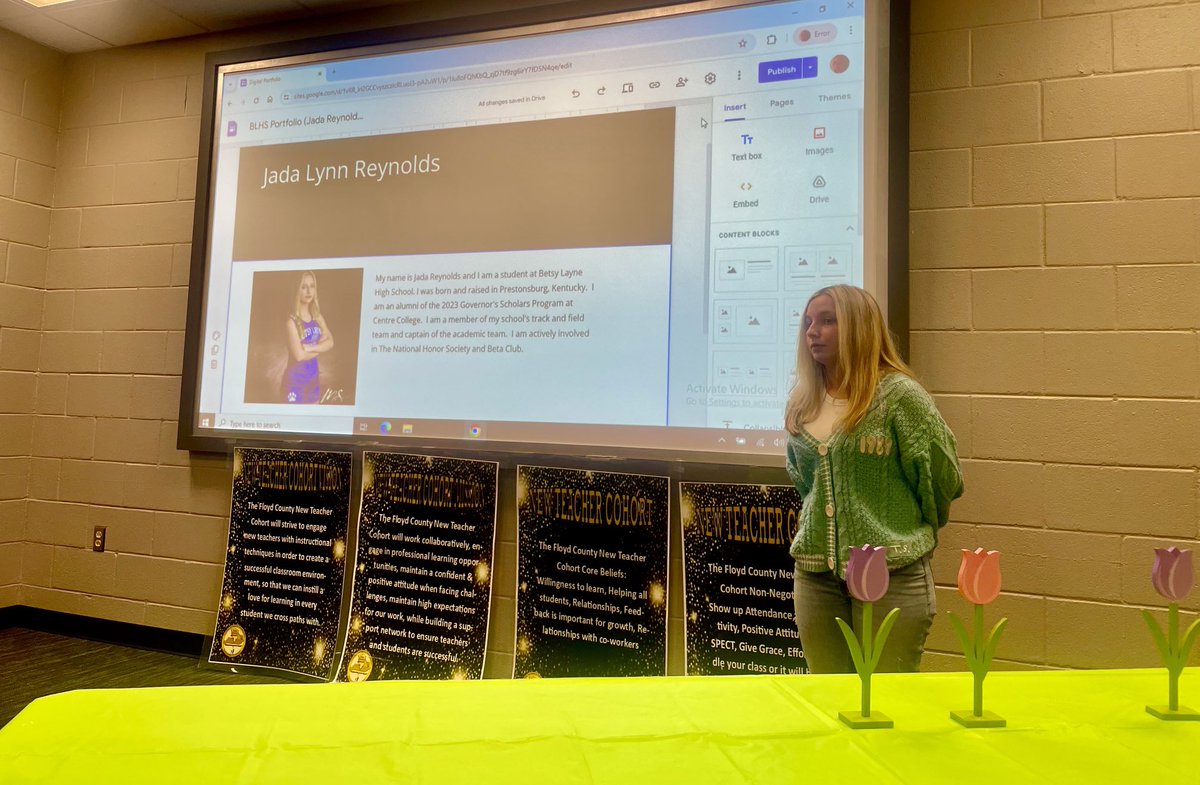 AnnaWShepherd's tweet photo. Thank you, Rebecca Morrison, Angela Duncan, Teachers Advisory Members and Student Jada Reynolds for helping us wrap up the last Superintendent’s Advisory session of 2024 ⁦@SchoolsFloyd⁩. Great work happens for students and staff when great minds work together. ⭐️⭐️⭐️⭐️⭐️ https://t.co/WbDfEvkMp8