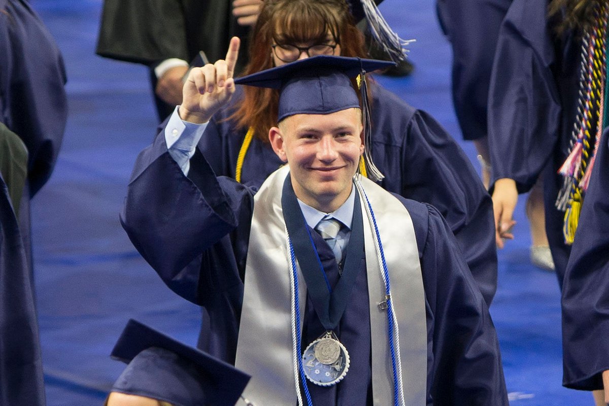 Rob Hellem (@rhellem) on Twitter photo Celebrated β¦<a href="/NoahHellem/">Noah Hellem</a>β© graduation:
- Summa Cum Laude with a 4.5 GPA β
- Male Athlete of the Year β
- Engineering Medal β
- DECA Honors Cord β
- Graduation shout out by his principal π
Next stop: Fort Lewis! Celebrated β¦<a href="/NoahHellem/">Noah Hellem</a>β© graduation:
- Summa Cum Laude with a 4.5 GPA β
- Male Athlete of the Year β
- Engineering Medal β
- DECA Honors Cord β
- Graduation shout out by his principal π
Next stop: Fort Lewis!