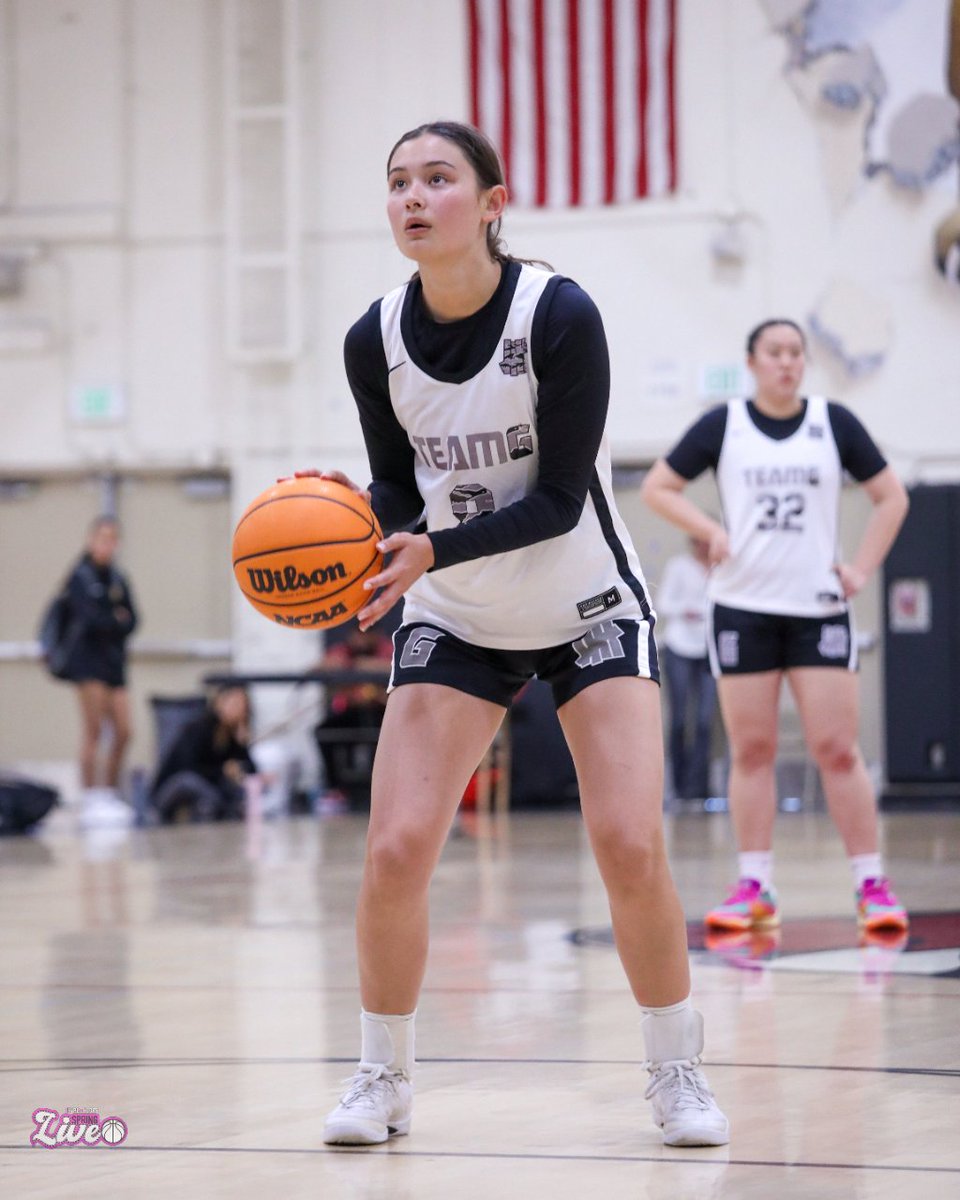 Hypeherhoops1's tweet image. From tip-off to buzzer, SoCal Live is jam-packed with action 👏🏀 #SpringLive