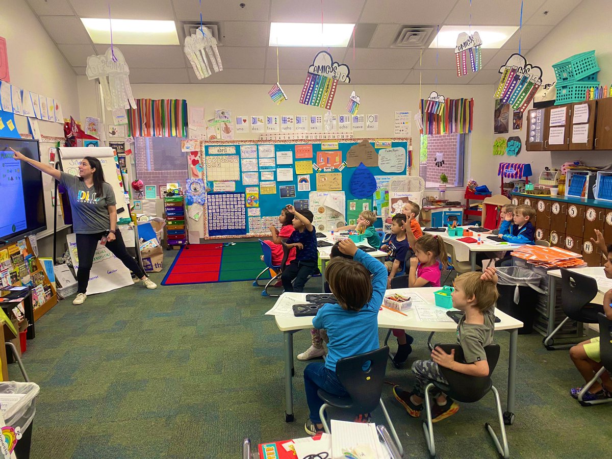 Gracias <a href="/ForoodiLearns/">Renee Foroodi</a> por ayudarnos con nuestro Cuaderno Científico 👨‍🔬 para observar nuestras plantas 🪴 #Cientificos #KinderEsMaravilloso #WilsonWay