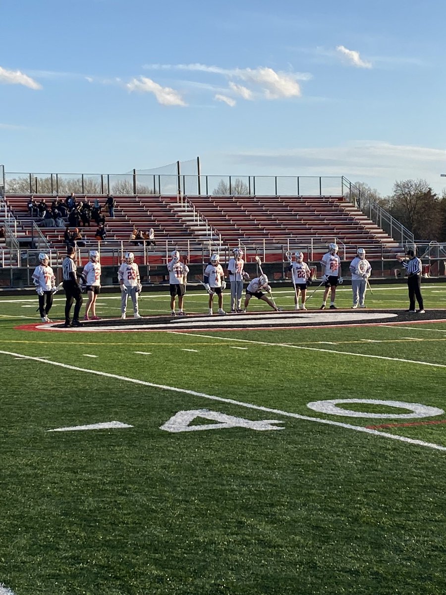 An 11-8 hard fought win gets the job done in the post-season! 

Round 2 at Libertyville Monday! 

#surviveandadvance