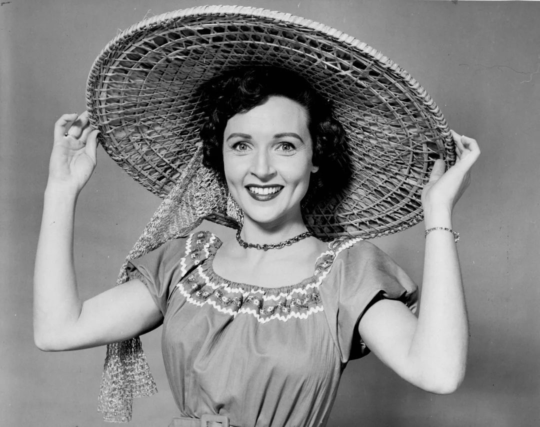 Betty White had the longest television career of any female entertainer, spanning 80 years.