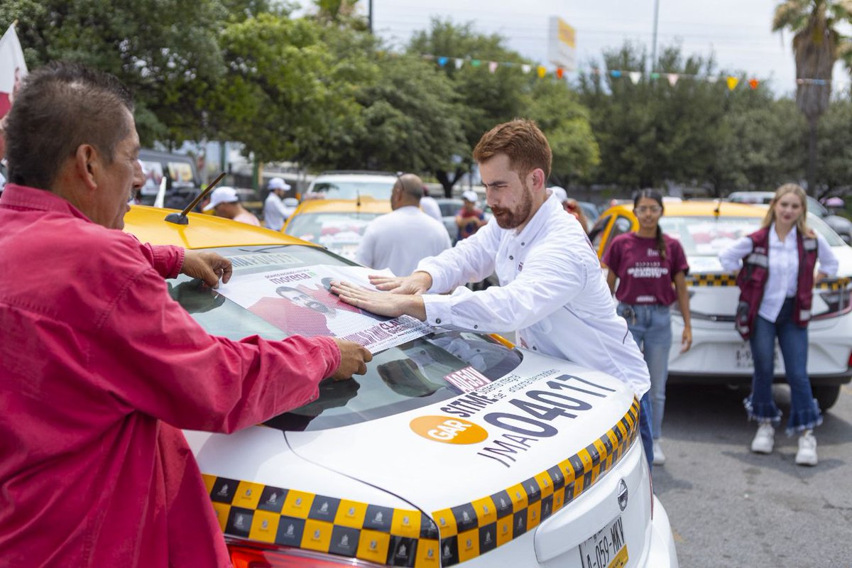 Respalda gremio de taxistas candidatura de Mauricio Cantú a alcaldía de Monterrey 

Decenas de trabajadores del volante se sumaron a la candidatura de Mauricio Cantú por la alcaldía de Monterrey, impulsado por el la coalición de Morena y Partido Verde.

visionmty.tv/respaldan-taxi…