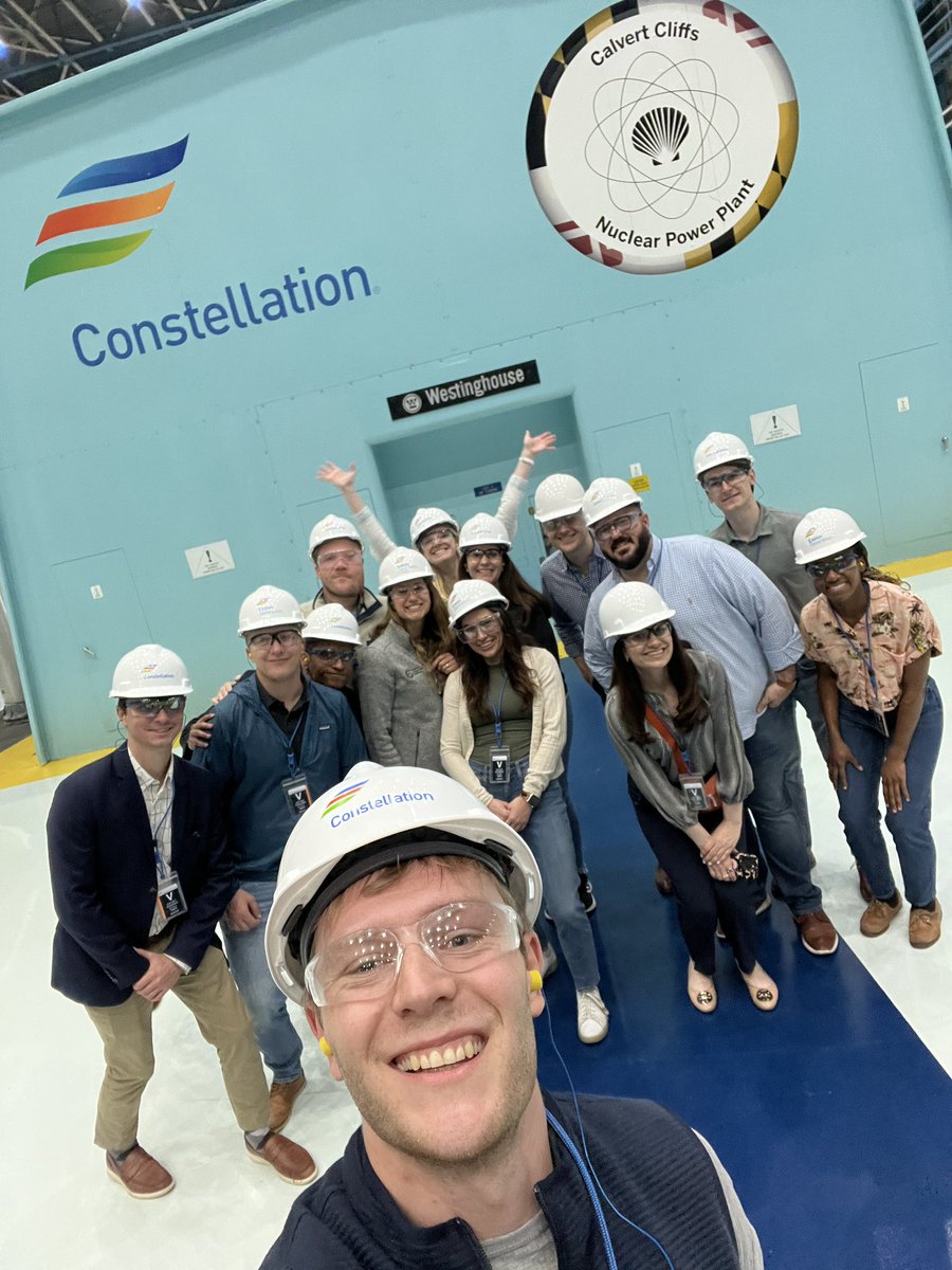 Jordan_Orris's tweet photo. It's 3x safer to work in a nuclear plant than in a book store! Fun day with @ACC_National @ACCDMV @Cluffalo https://t.co/d9ppDnwFQn