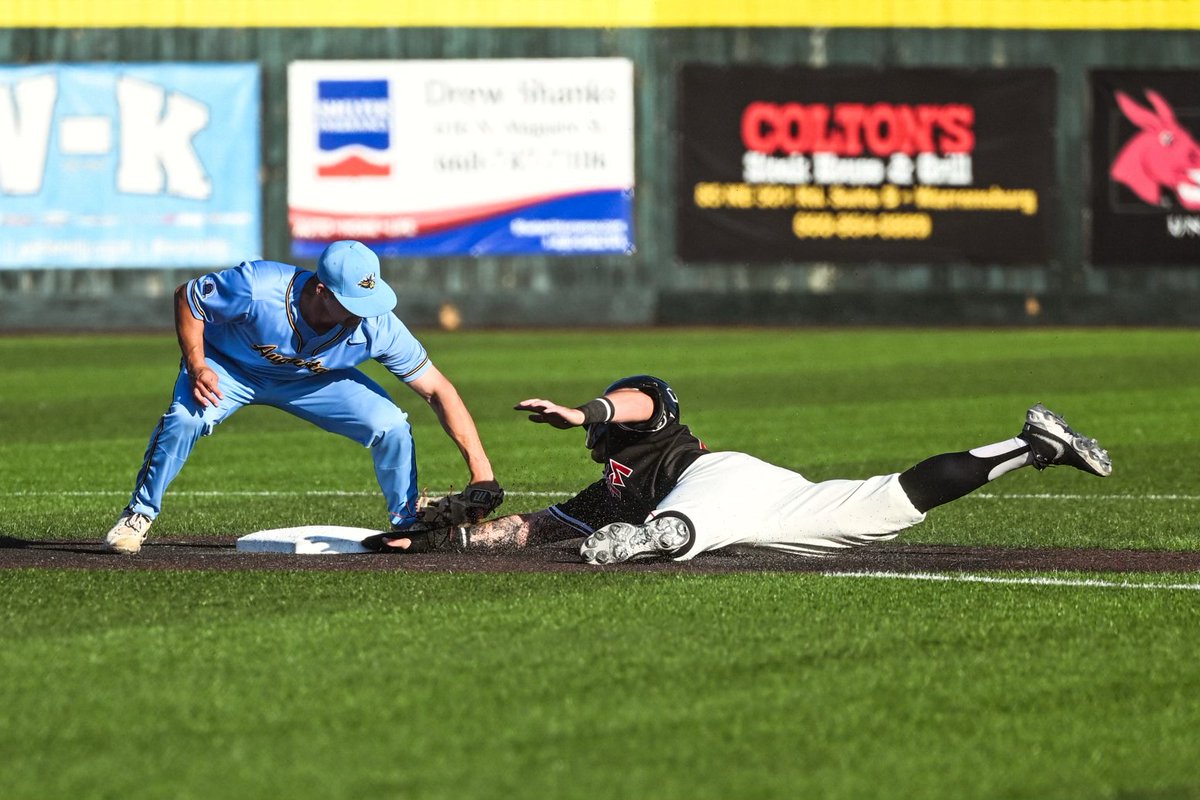AugieBaseball's tweet photo. E5 | UCM 8, AU 0

Follow Along ➡️ https://t.co/GoFgY8qKCn

#BuildingChampions https://t.co/kY4PqzreSY