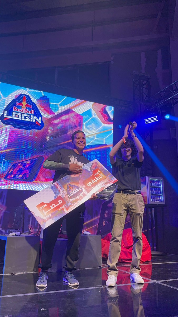OceanVLR1's tweet image. Redbull Login Day 1 Winner #1
@GamersLoungeMe
@RedBullEG