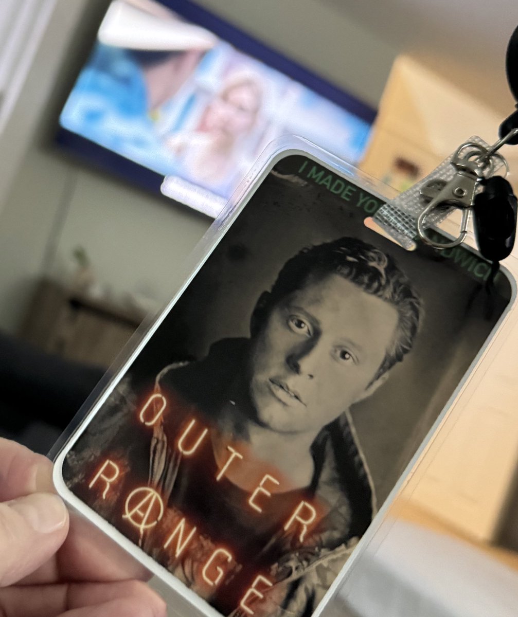 nocontextJana's tweet photo. Recipe for excellence: friends, Denver, boba, theories, and a rewatch #outerrange #prime https://t.co/Rk43XQdDRI