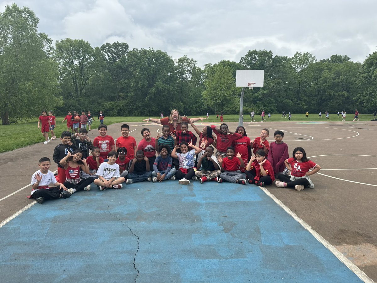 Ashley Russell tweet media