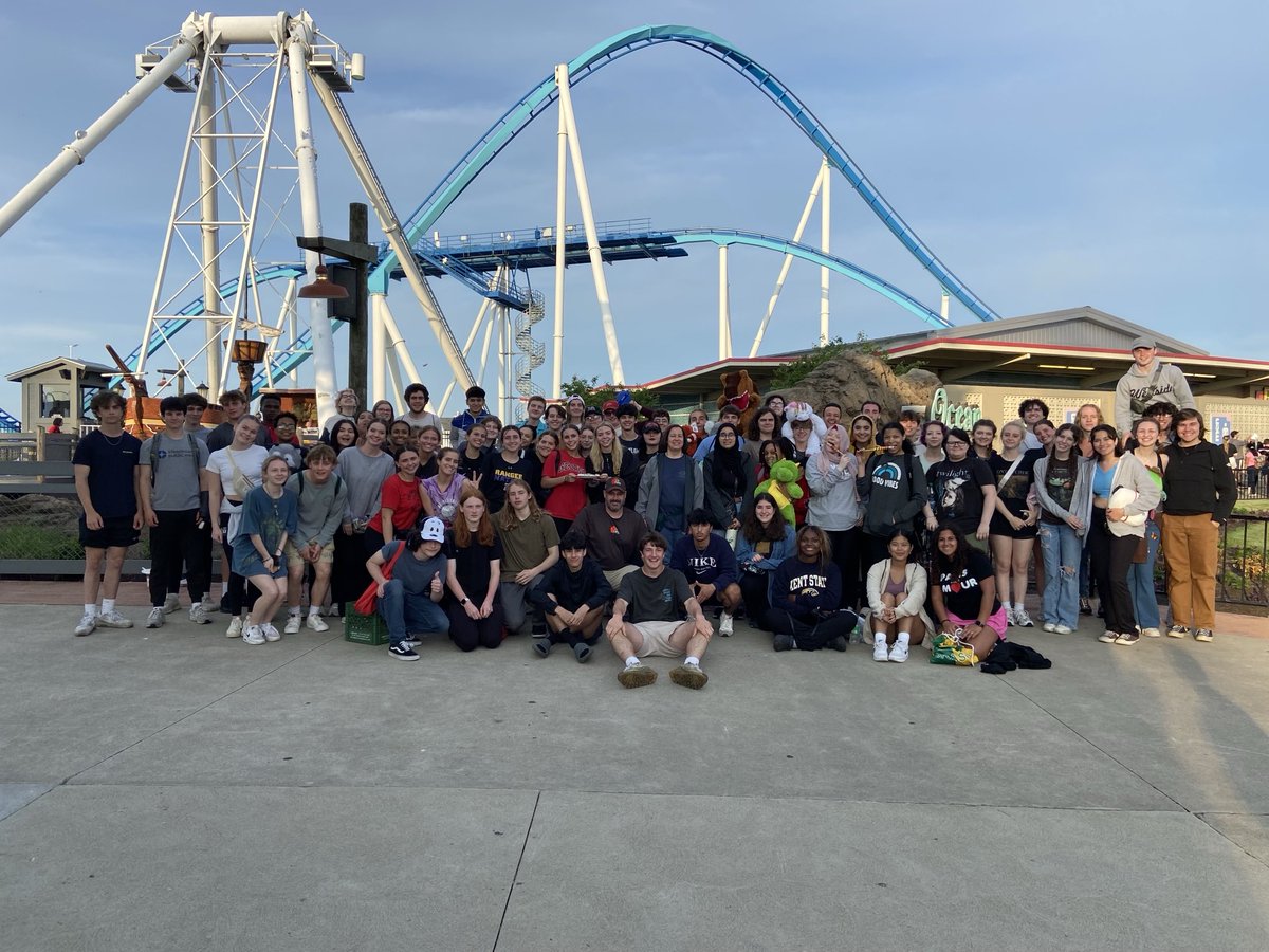 Amazing day ⁦<a href="/cedarpoint/">Cedar Point</a>⁩ with ⁦<a href="/Lkwd_LHS/">Lakewood High School</a>⁩ Physics kids.  Weather ended up being beautiful!  Go Rangers!  ⁦<a href="/LkwdSchools/">Lakewood OH Schools</a>⁩