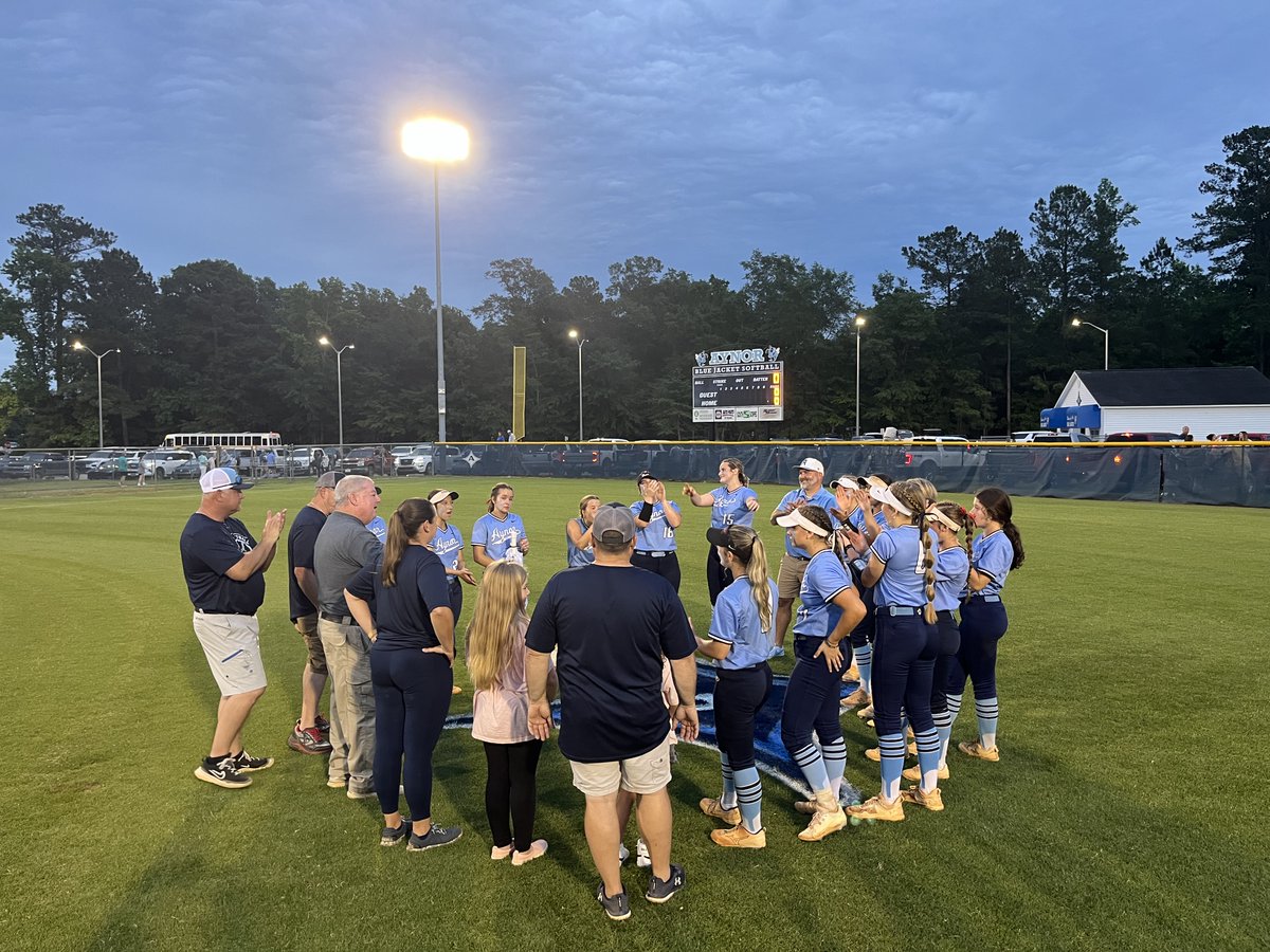 LADY JACKET SOFTBALL TAKES LOWER STATE CHAMPIONSHIP | The Lady Blue Jackets won their third consecutive Lower State Championship tonight defeating Dillon 0-1.  The Jackets now move forward to the State Championship series. #GoBigBlue #AHSAthletics #LowerStateChamps #AHSOurStory