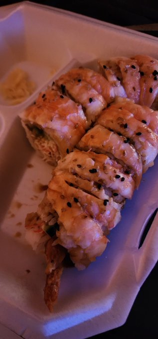 Eby Eby roll and Red Snapper roll https://t.co/qscGlTqGEN