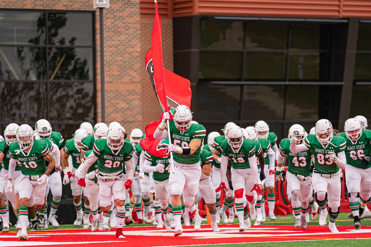 After a great conversation with @TomSimi I am blessed to receive an offer from Minot State! @coachshields @naplesfootball @NaplesEagle57 @JalanSowell @Hunter_DeNote @ONEWAYINC1