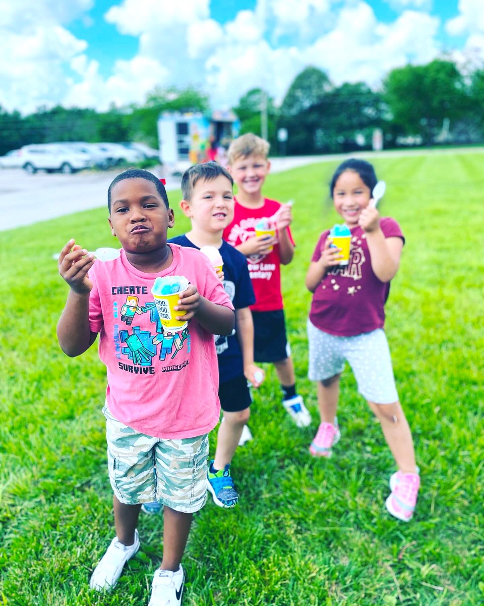 FIELD DAY quote of the day: “I just got nutmegged by MY PRINCIPAL!!” 😉😉

#JoyfulLeaders #Culturize #edchat