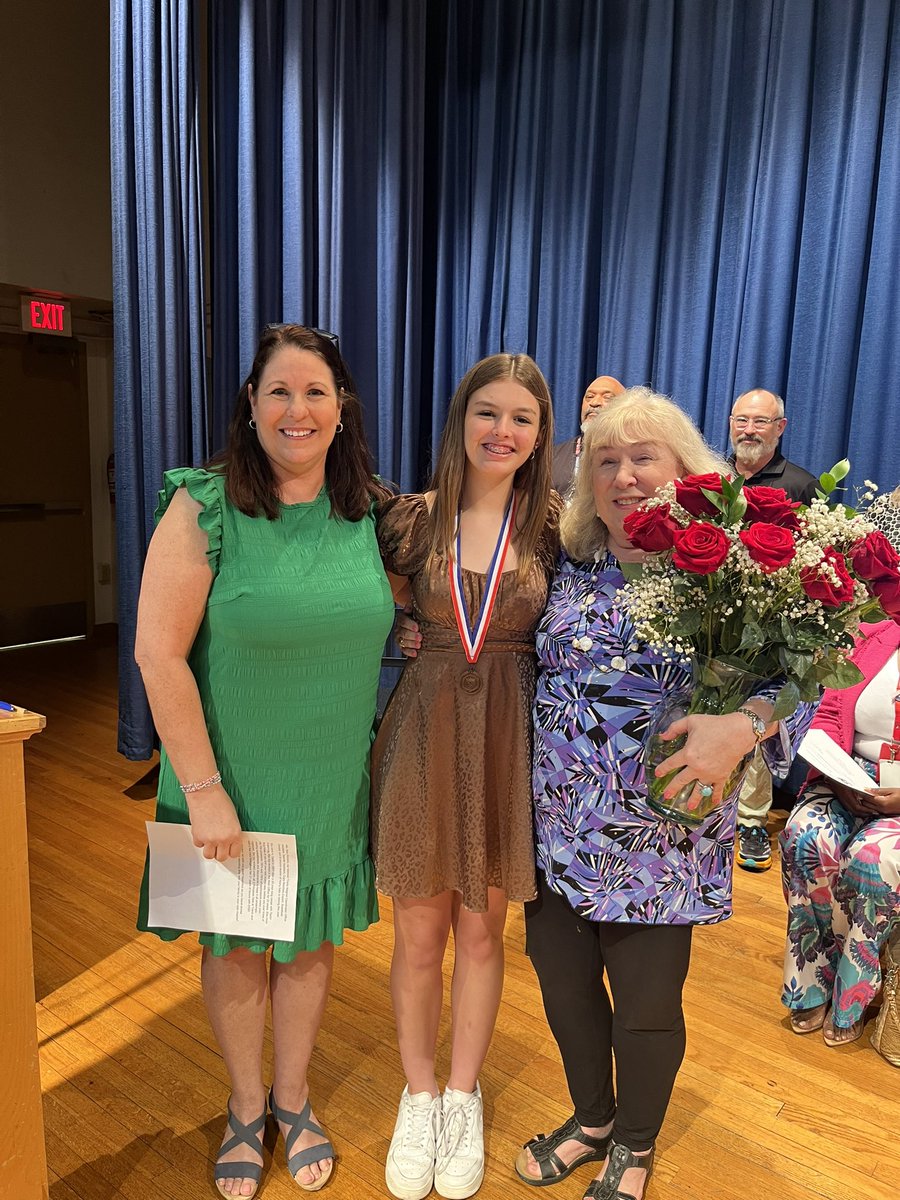 Alessandra Mercon tweet media