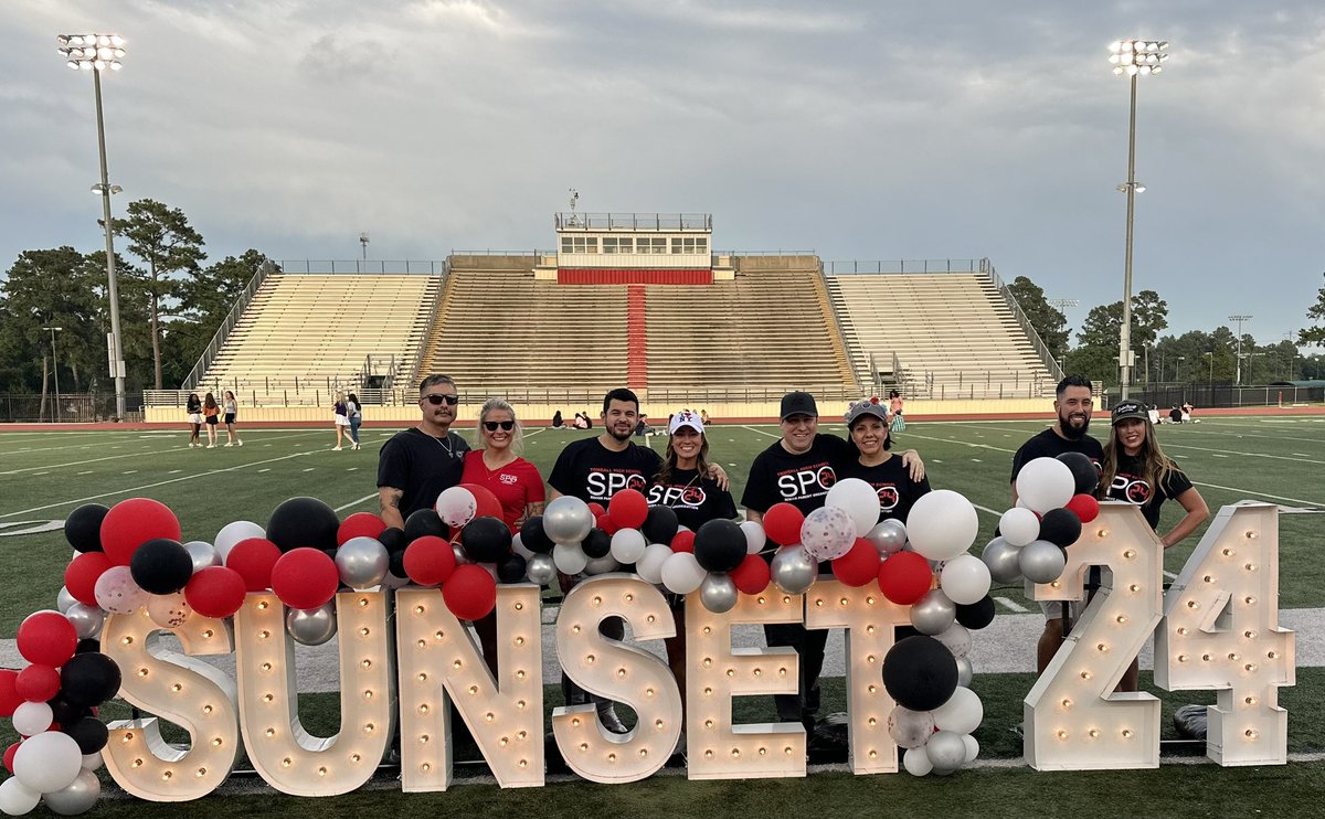 A great year! Hard work New friends Lots of fun And an amazing year for the @TISDTHS Class of 2024. Awesome Senior Parent Organization!! You all are incredible!!