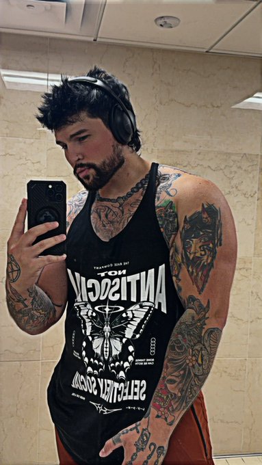 😳 https://t.co/Inn0g4MmXQ