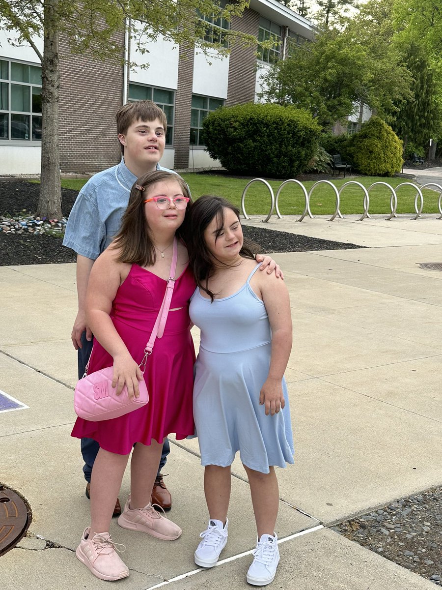 Megan Berry tweet media