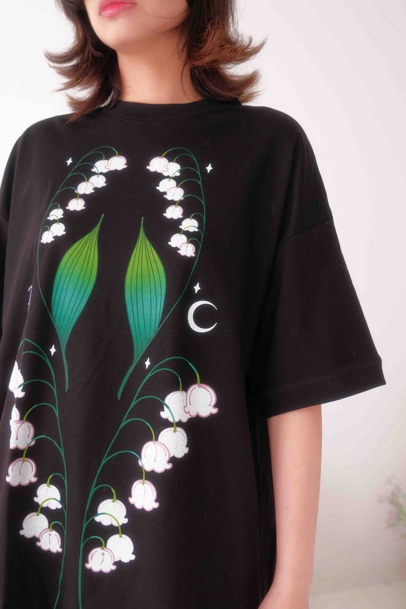 「lily of the valley tee  」|meyo 🌸 artcade #70のイラスト