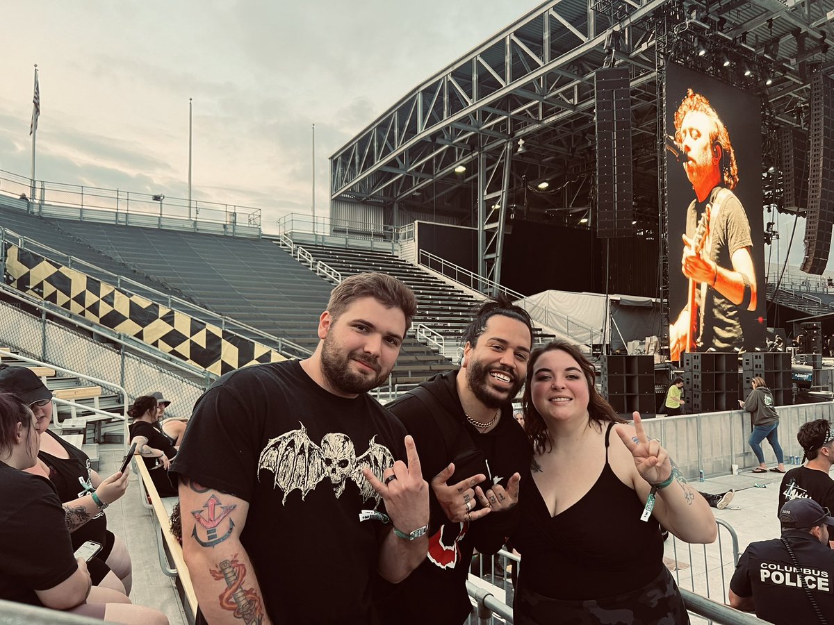 Jkenzlee's tweet photo. @vrsty_nyc  still crying from meeting you by chance at @SonicTempleFest. THANK YOU SO MUCH. 🤍🤍🤍🤍 https://t.co/mLlrX6WxRS