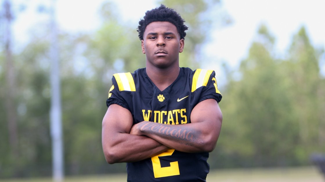 Top RB target Todd Robinson (@ToddRobinson561) has locked in his Michigan official visit for June 21 + On300 LB Kamar Archie shuffles his schedule #GoBlue. on3.com/teams/michigan…