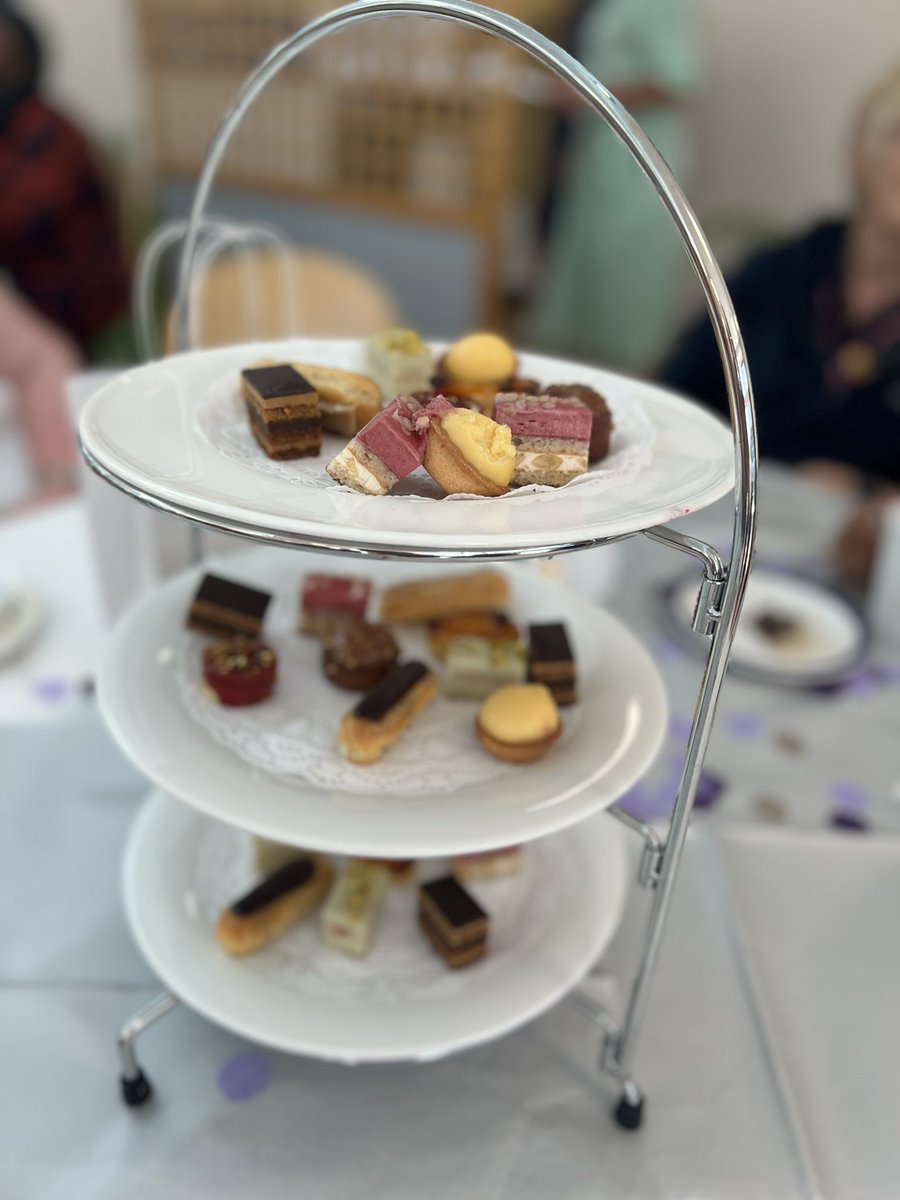 Julia Lake RN (@julake10) on Twitter photo Wonderful afternoon at our Corporate Tea Party. Celebrating the contribution our teams and individuals give to our patients and staff <a href="/HHFTnhs/">Hampshire Hospitals</a> <a href="/HHFTCNO/">Hampshire Hospitals Chief Nurse Office</a> #HHFTPeopleAwards #TeamHHFT Wonderful afternoon at our Corporate Tea Party. Celebrating the contribution our teams and individuals give to our patients and staff <a href="/HHFTnhs/">Hampshire Hospitals</a> <a href="/HHFTCNO/">Hampshire Hospitals Chief Nurse Office</a> #HHFTPeopleAwards #TeamHHFT