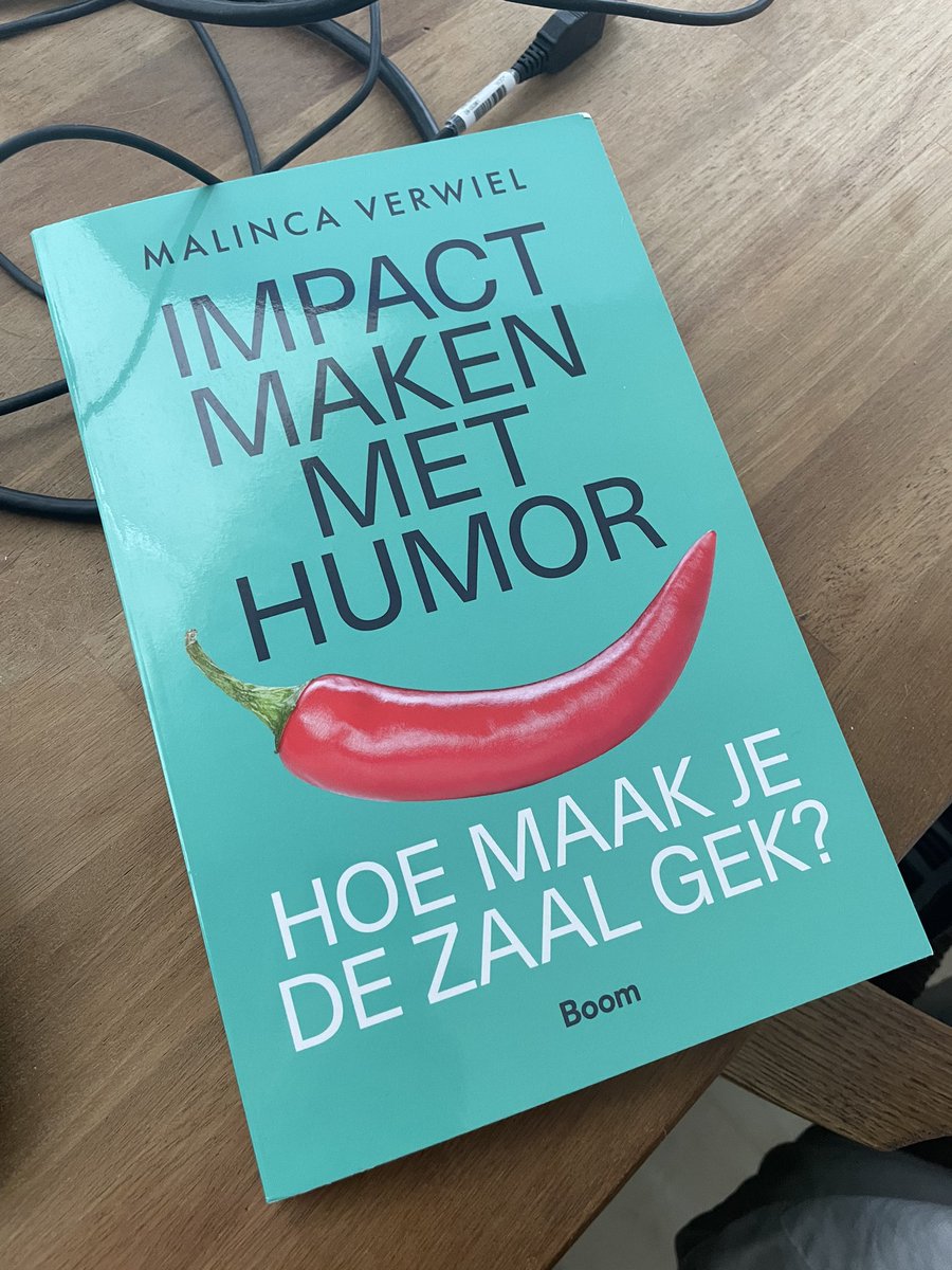 Aanrader voor iedereen die weleens iets moet presenteren. Praktisch en inspirerend.
