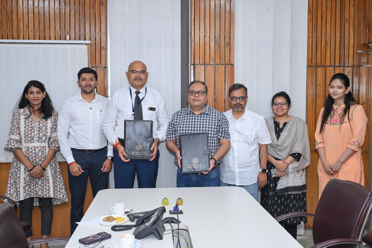 #IITKanpur and the CMPDI signed an MoU to establish a framework for joint research #collaboration on just transition issues, including capturing specific just transition related socio-economic indicators, social impact assessments, developing inclusive mine closure framework.