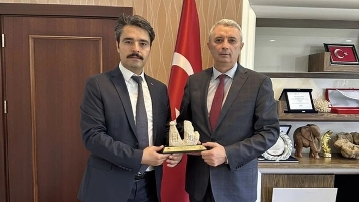 fib_haber's tweet photo. Genç Nevşehirliler Derneğinden Genel Müdür Turgay Türkyılmaz'a Hemşehri Ziyareti https://t.co/BO54U499JG https://t.co/UpgGzQ6iAV