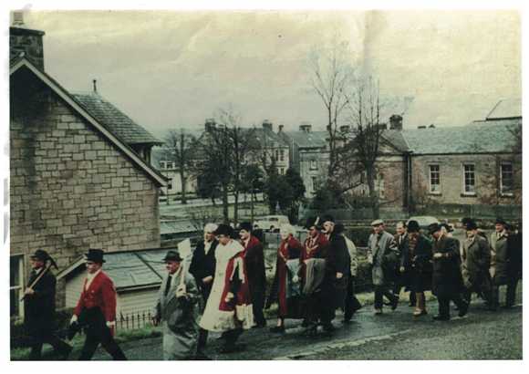 Dr Valentina Bold FSA Scot (@val_bold) on Twitter photo 1918 1926 1955 1960s: #Stirling Walking the Marches: started as civic duty - documented 17thc, likely from the 12th - continuing as a marker of identity & celebration. Big day 25th Today: Perambulation. My 1st time as a Birlawman. <a href="/stirlingcastle/">Stirling Castle</a> 10.45 stirlingwalkingthemarches.org 1918 1926 1955 1960s: #Stirling Walking the Marches: started as civic duty - documented 17thc, likely from the 12th - continuing as a marker of identity & celebration. Big day 25th Today: Perambulation. My 1st time as a Birlawman. <a href="/stirlingcastle/">Stirling Castle</a> 10.45 stirlingwalkingthemarches.org