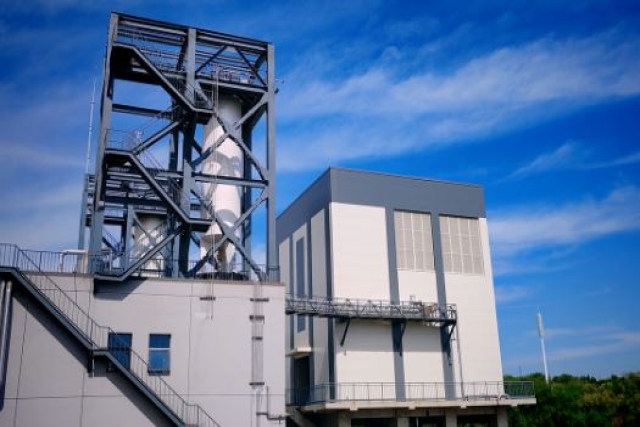 dailydefense6's tweet image. Asia&apos;s Largest and China&apos;s First Vertical High-Altitude Simulation Test Stand Completes Ignition Test

defensemirror.com/news/36812/Asi…

#China #rocketengine #simulationtest #Beijing #GlobalTimes #CASC #aerospace #highaltitude #technology #ChangE6 #ChangE7 #ChangE8 #Tianwen2 #Tianwen3