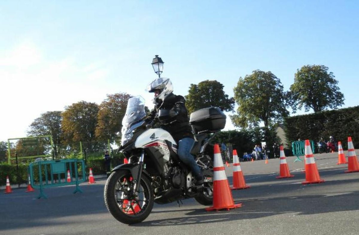 ❌ À partir de ce week-end, vous ne pourrez plus financer votre permis moto via le CPF si vous avez déjà le permis de conduire ➡️ l.leparisien.fr/IWDo