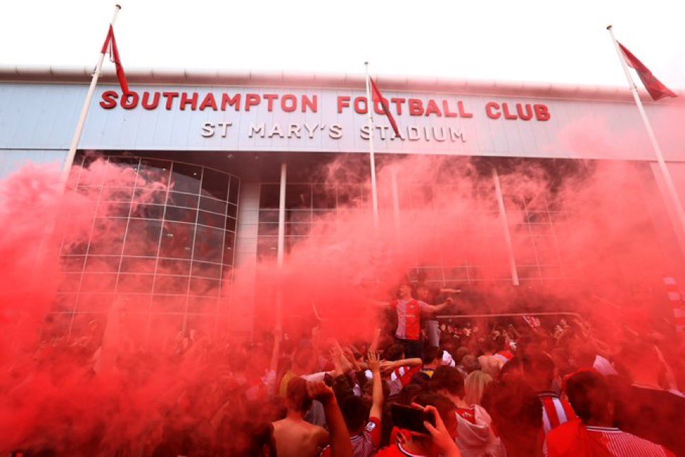 Quite a week!
I wonder what colours I should wear on @itvracing at Newbury today?
#SaintsFC