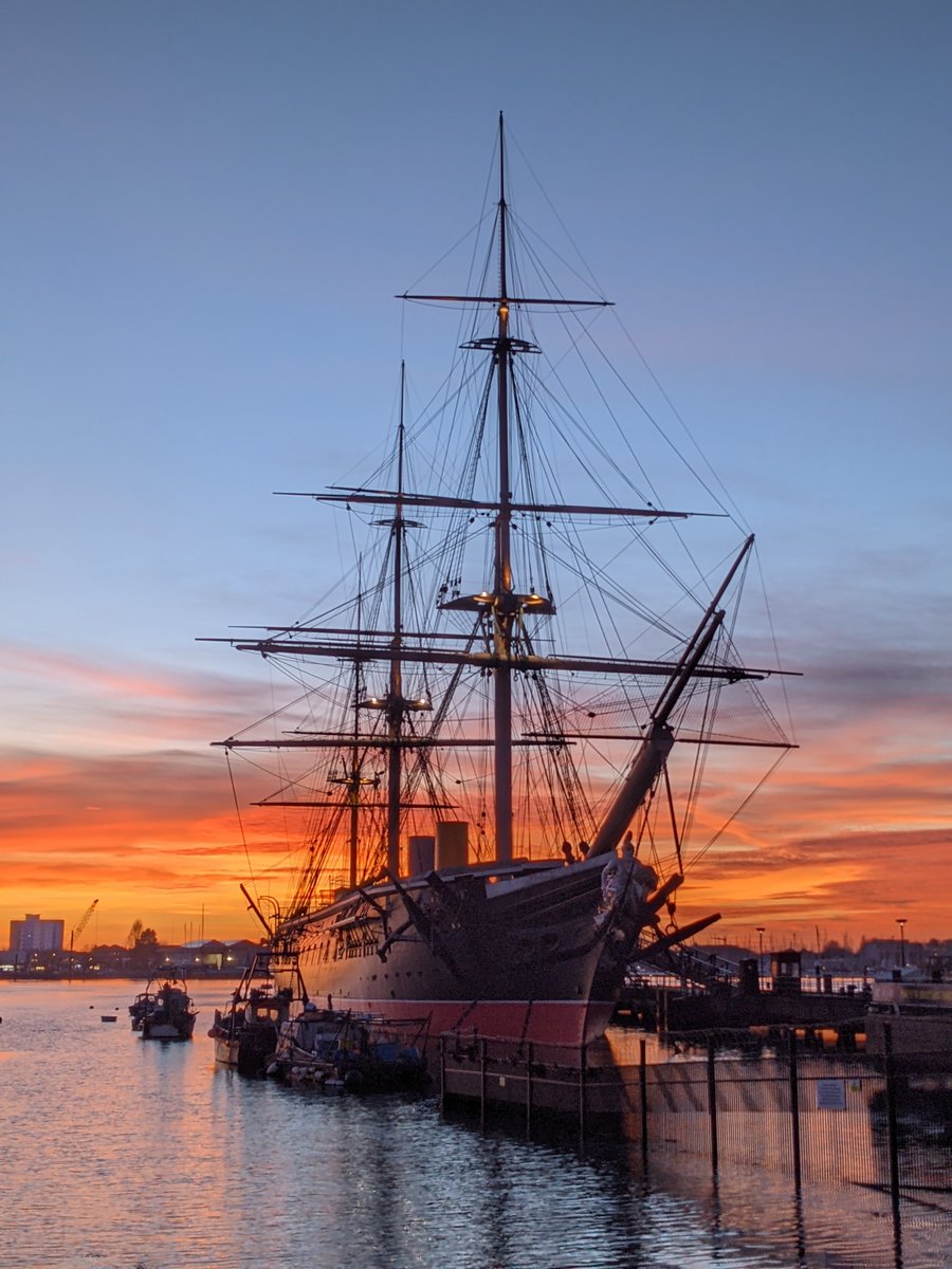 Happy #InternationalMuseumsDay Today, we honour the invaluable role museums play in preserving heritage, shaping our shared story & reflect on our rich maritime heritage Embrace the diverse tapestry of 500 years of maritime exploration and innovation at @PHDockyard 📷 S Clabby
