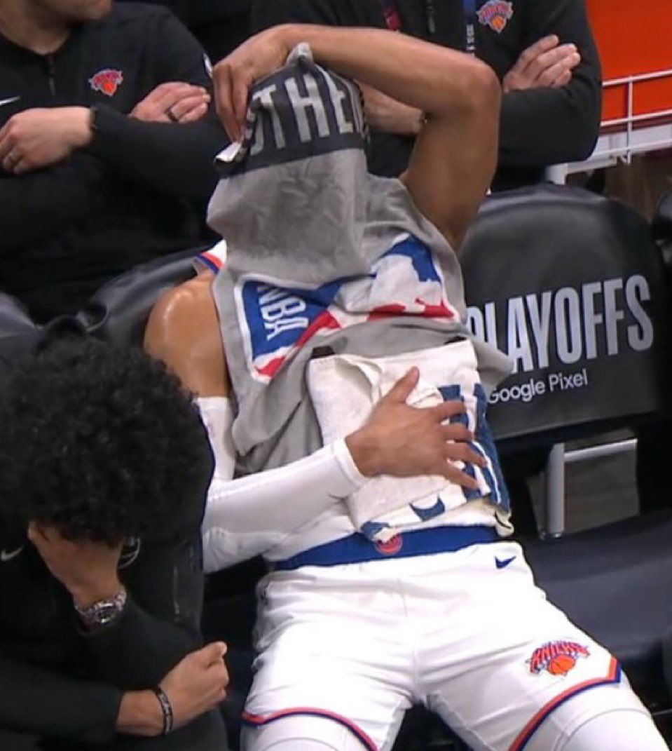 Josh Hart in serious pain 😳