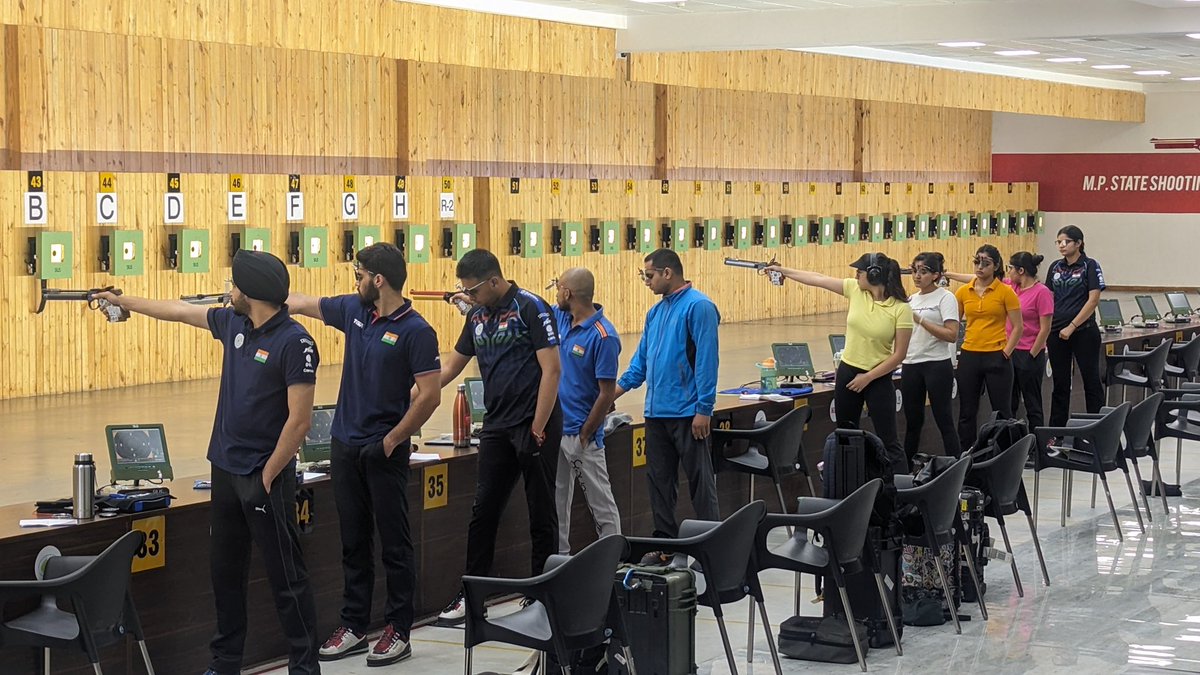 Last 2 business days of the first ever #OlympicSelectionTrials Rifle/Pistol.
Today’ detail:
1. T4 Q- 10M Air Rifle Men & Women @ 9.00am IST
2. T4 FINAL- 3P Women @ 9.30am IST
3. T4 Q- 10M Air Pistol Men & Women @ 11.00am IST
4. T4 FINAL- 3P Men @ 11.15am IST

#Road2Paris
