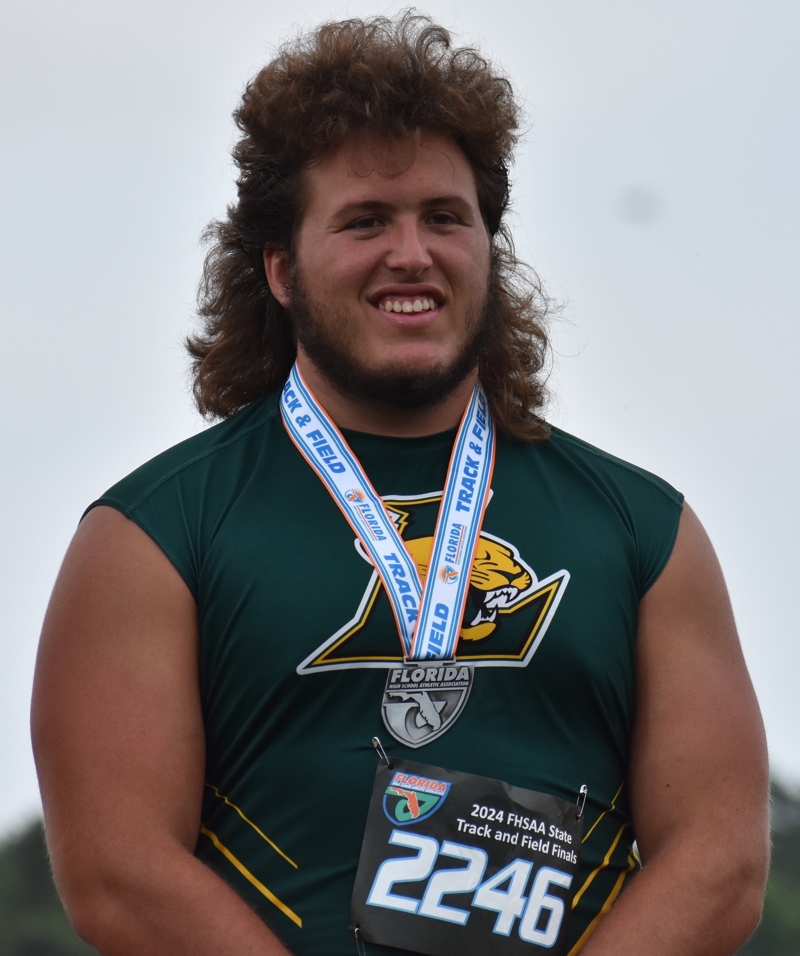 CitrusCoSports's tweet photo. Burke Malmberg capped off an outstanding athletic career for Lecanto High School with a fourth-place finish in the shot put Friday at the Class 3A Track &amp; Field State Championships. https://t.co/58clK4kf9c https://t.co/xuESwsgoas